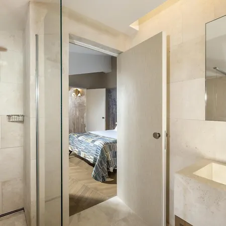 Hotel Palazzo Manfredi – Small Luxury Of The World
