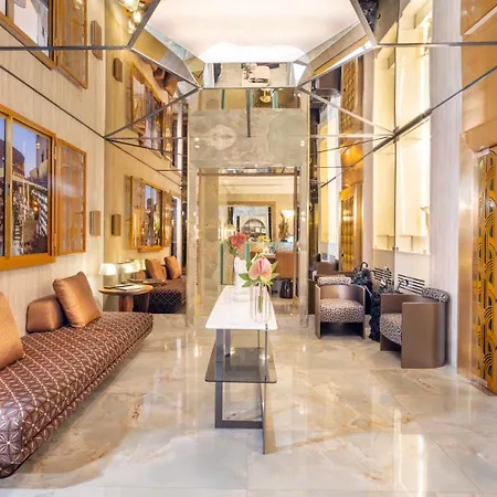 Palazzo Manfredi – Small Luxury Of The World 5* Roma