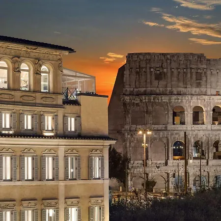 Palazzo Manfredi – Small Luxury Of The World 5*