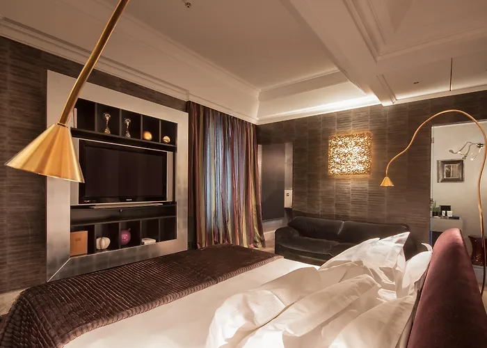 Palazzo Manfredi - Small Luxury Of The World