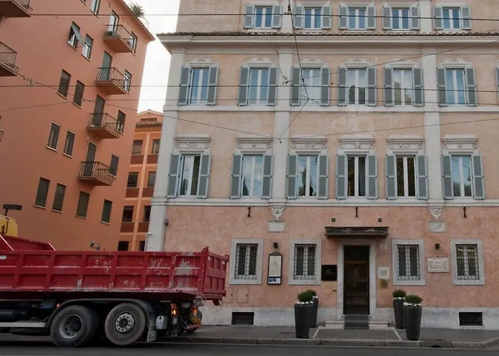 Palazzo Manfredi - Small Luxury Of The World 5*